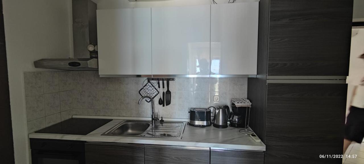Apartments Becir Molunat Exterior foto